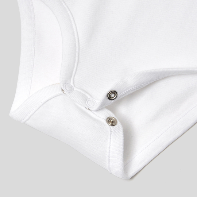 Körpə qız üçün bodi Körpə qız üçün bodi