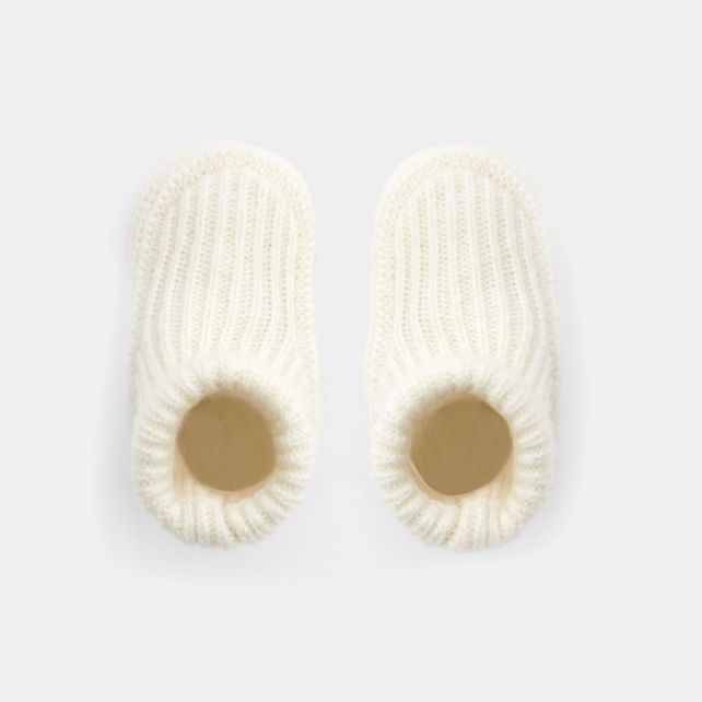 Baby cashmere booties