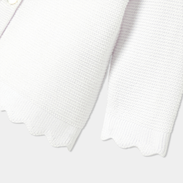 Körpə qız üçün kardiqan