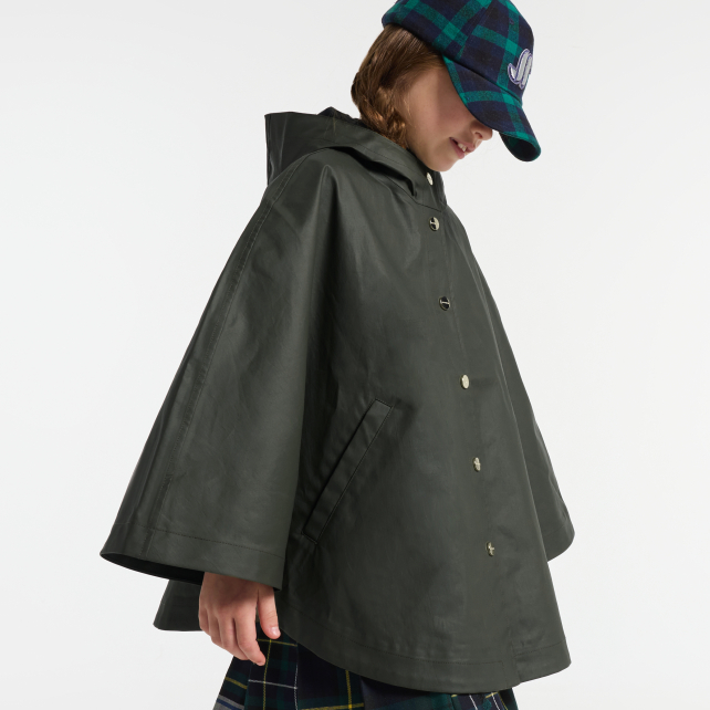 Girl cape in coated fabric