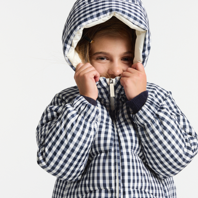 Girl short reversible down jacket