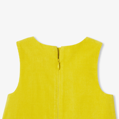 Körpə qız üçün məxmər pinafor don