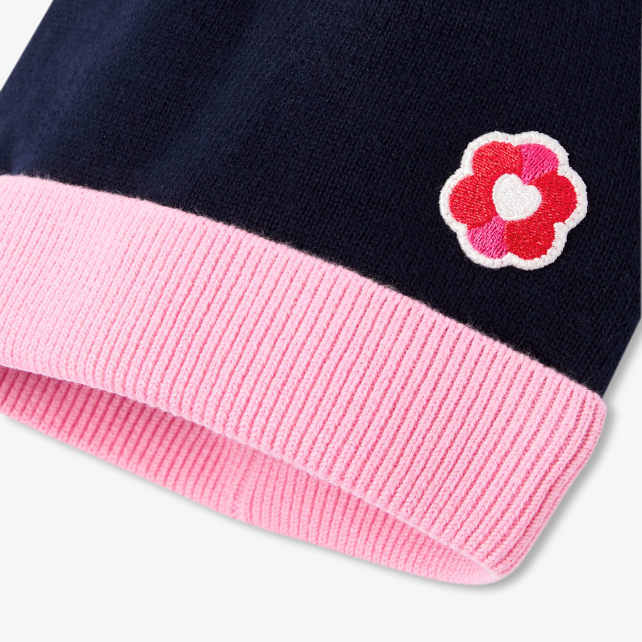 Baby girl hat with pompon