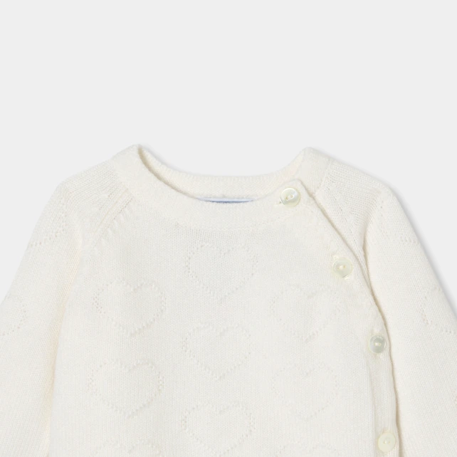 Körpə qız üçün toxunma geyim dəsti