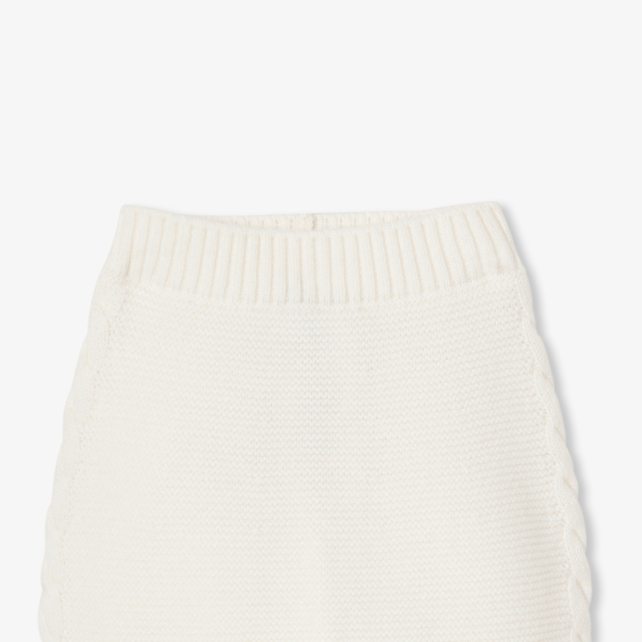 Baby comfort set in garter-stitch knit