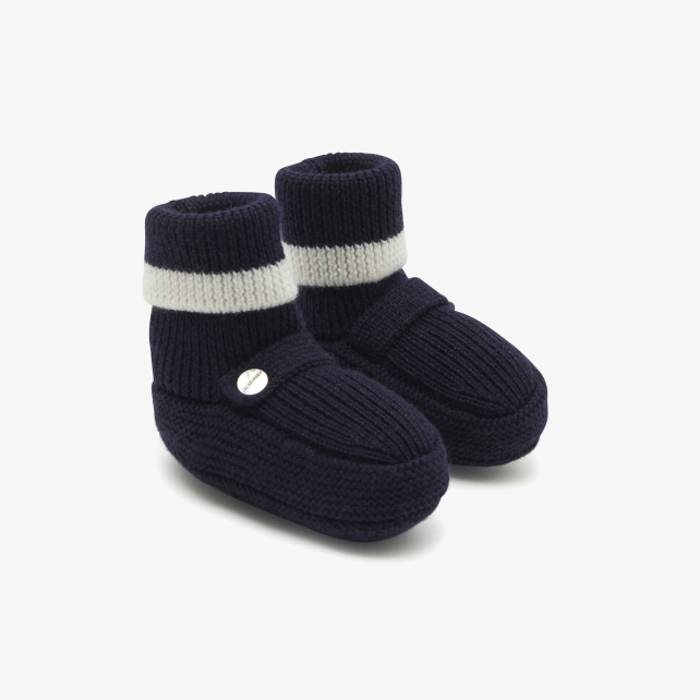 Baby wool booties