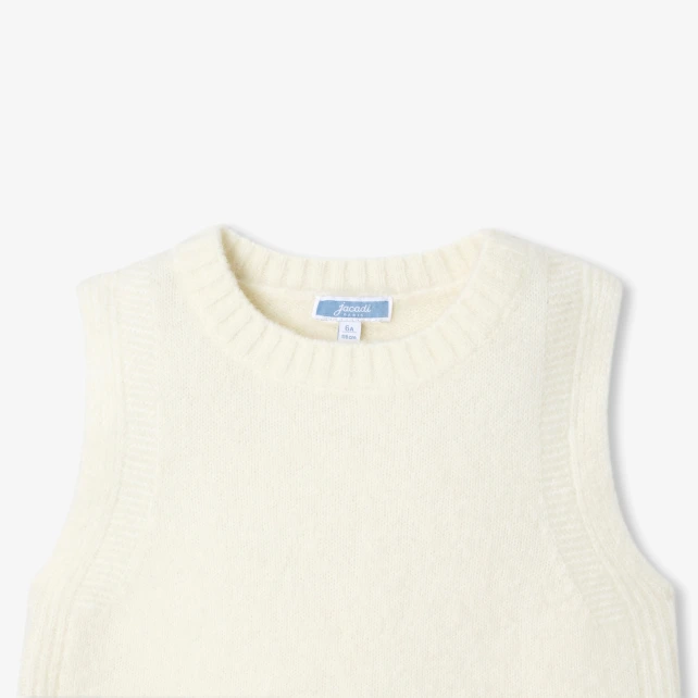 Girl sleeveless sweater