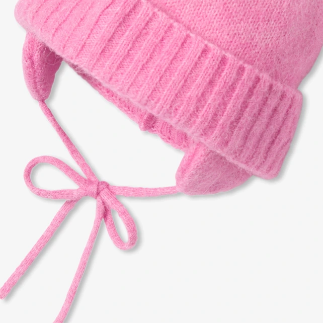 Baby girl hat in wool and alpaca